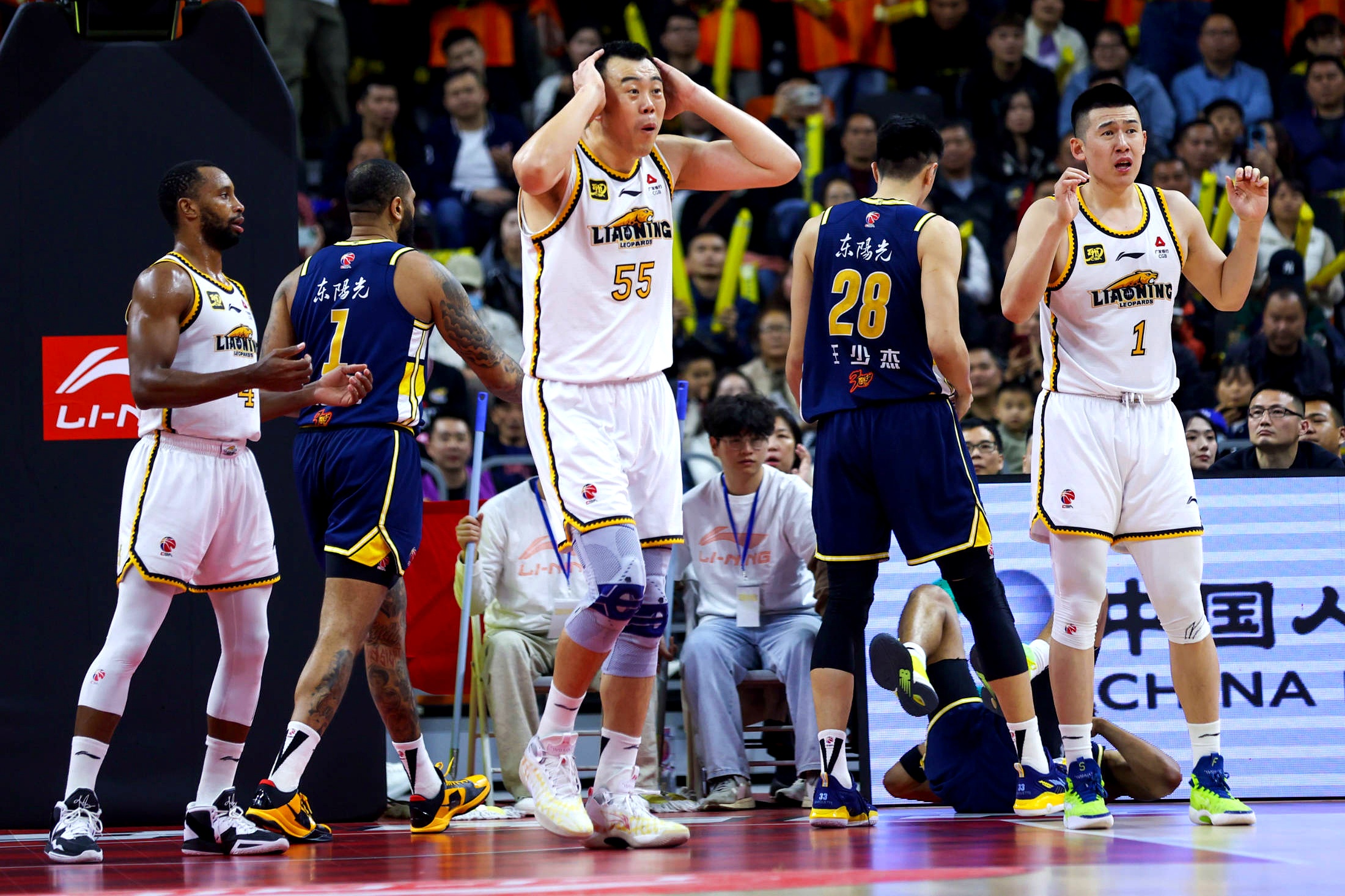 关于CBA总决赛战况激烈，球队实力尽显风采的信息